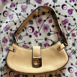 VINTAGE GUESS CURVE MINI PURSE